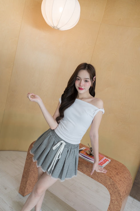 Short-Sleeve One-Shoulder Plain Ruched Cropped Tops